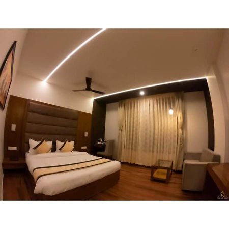 Chhatarpur Hotel Prime Residency المظهر الخارجي الصورة