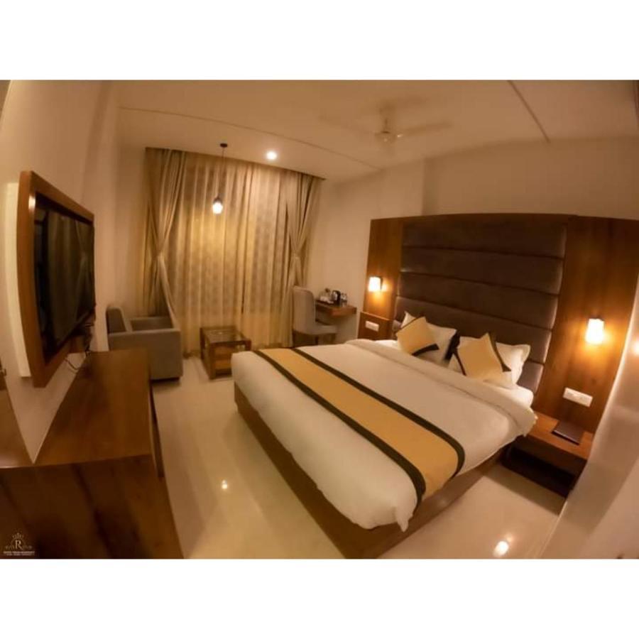Chhatarpur Hotel Prime Residency المظهر الخارجي الصورة