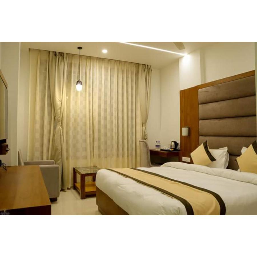 Chhatarpur Hotel Prime Residency المظهر الخارجي الصورة